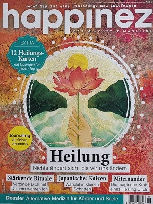 Foto der Zeitschrift mit dem Titel "Happinez"