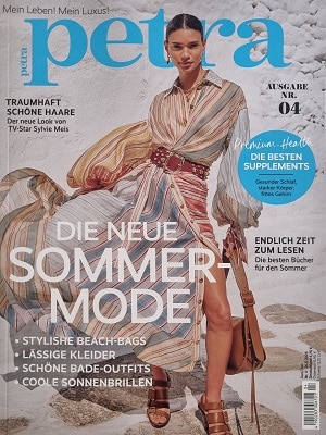 Foto der Zeitschrift mit dem Titel "Petra"